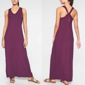 ⭐ ATHLETA Getaway Maxi Dress. Size S. Beautiful wine/purple color!